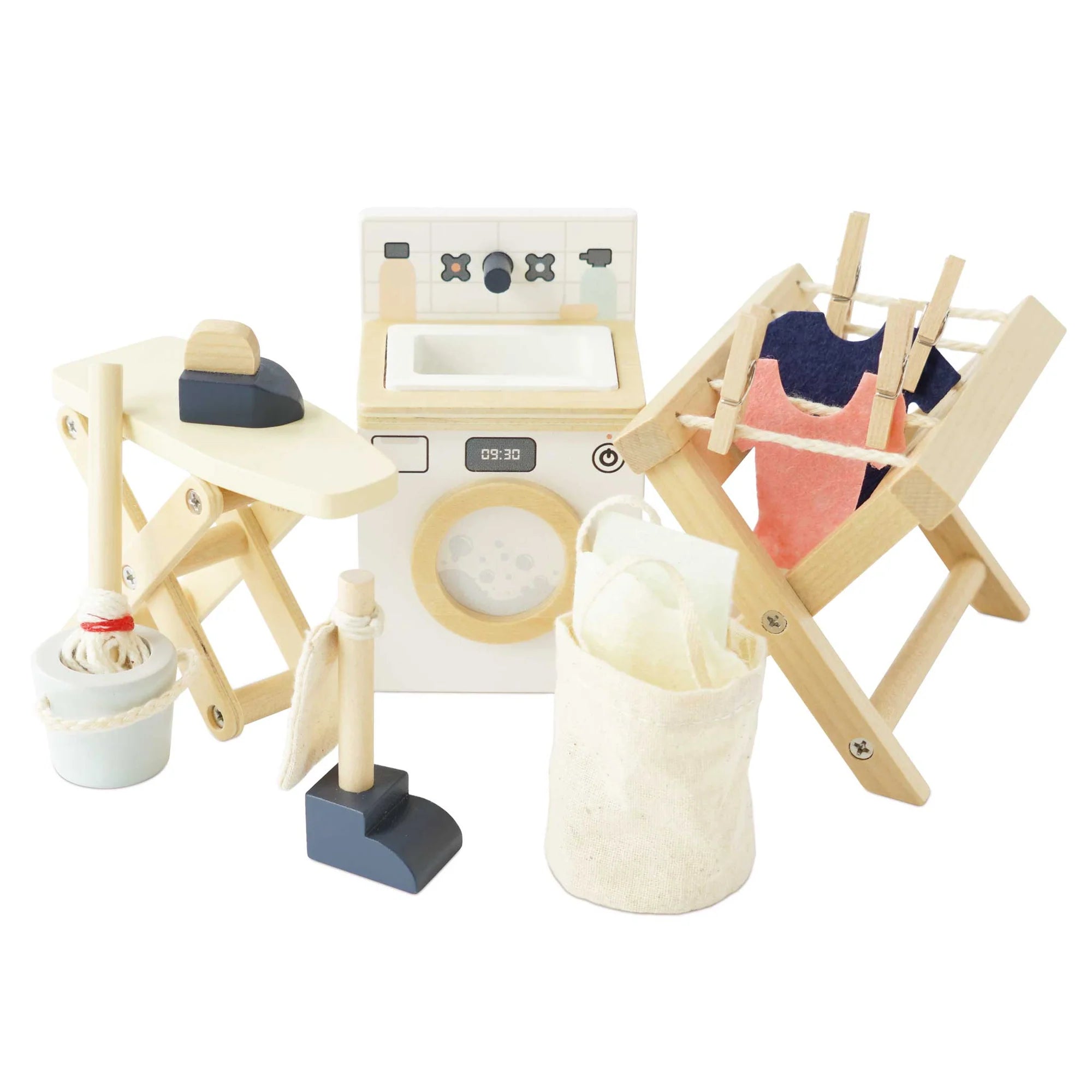 Wooden Laundry Set